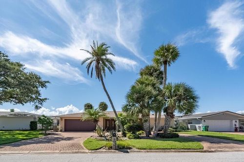 63 Yacht Haven Dr, Cocoa Beach, FL, 32931-2622 | Card Image