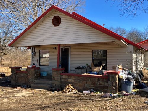 415 Redbud St, Waldron, AR, 72958-7050 | Card Image