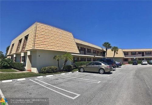 4141-4141 Oak Terrace Dr, Greenacres, FL, 33463-3702 | Card Image