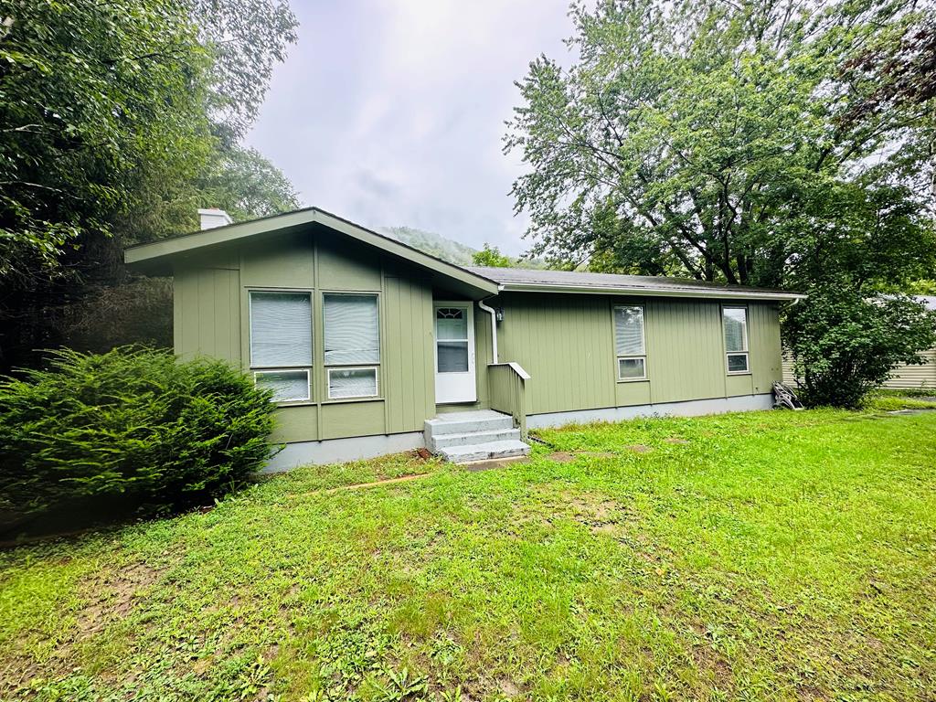 State Route 352 , Elmira, NY 14903