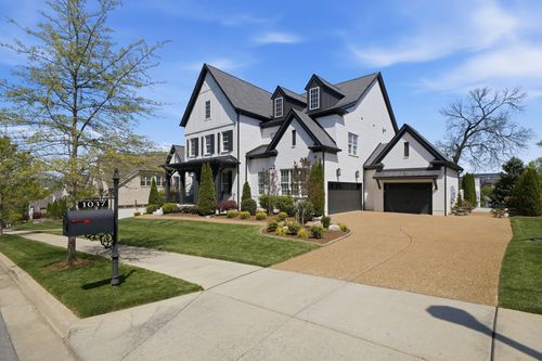 1037 Firestone Dr, Franklin, TN, 37067-1593 | Card Image