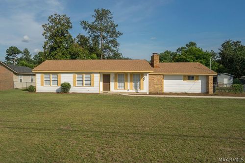2005 W Dallas Ave, Selma, AL, 36701-7070 | Card Image