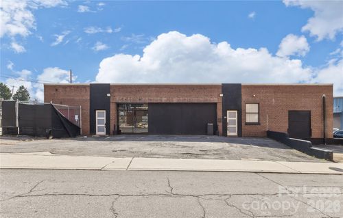 46 Aston St, Asheville, NC, 28801-3629 | Card Image