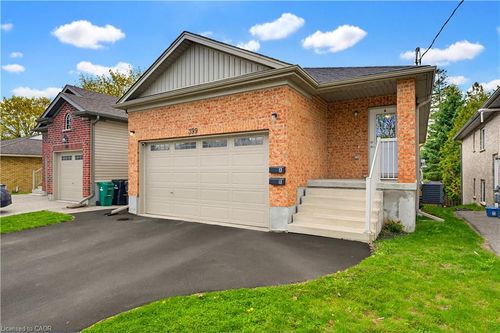 399 Greenfield Ave, Kitchener, ON, N2C1E6 | Card Image