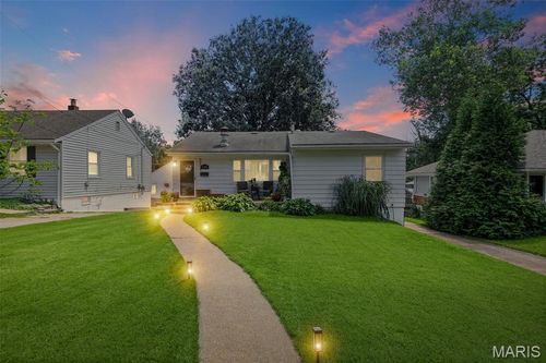 1103 Douglas St, Alton, IL, 62002-2220 | Card Image