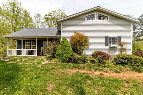 360 Theta Mill Rd, Gladys, VA, 24554-2964 | Card Image