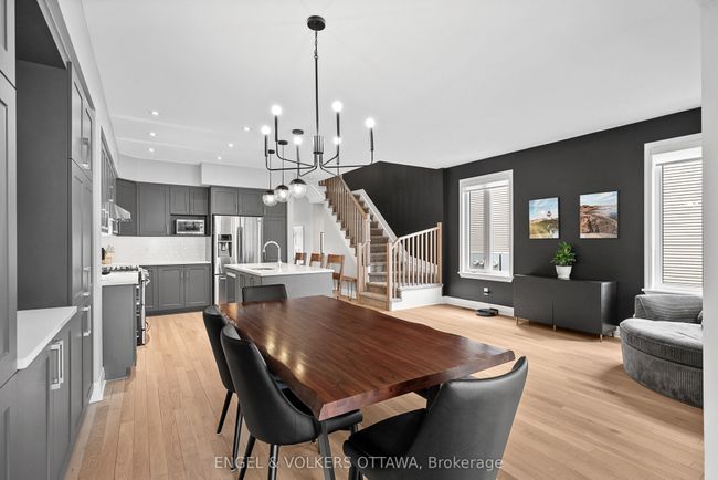 844 Quartet Ave, House attached with 4 bedrooms, 3 bathrooms and 2 parking in Gloucester ON | Image 9