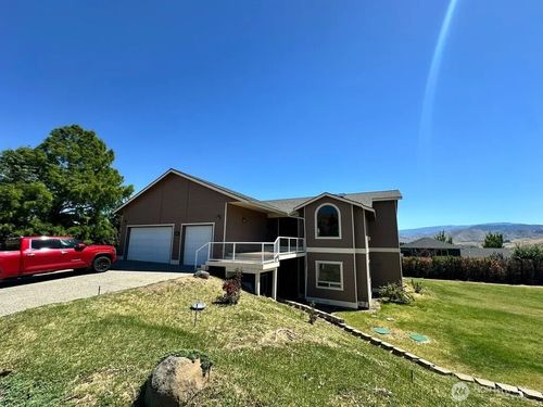 3639 Ridgeview Blvd, Wenatchee, WA, 98801-9096 | Card Image