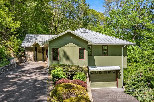 1760 Winding Creek Dr, Waynesville, NC, 28786-6240 | Card Image