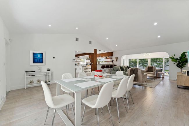 2205 Ne 30 Th St, House other with 3 bedrooms, 2 bathrooms and null parking in Lighthouse Point FL | Image 8