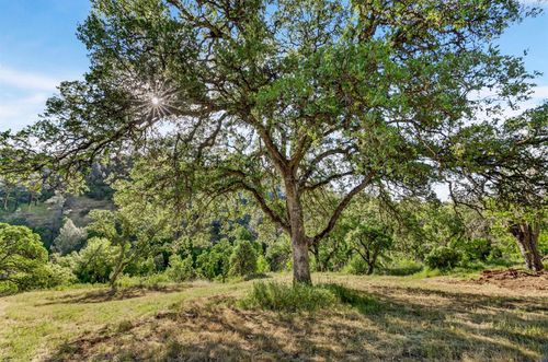 5595 Dream Valley Rd, Red Bluff, CA, 96080-7713 | Card Image