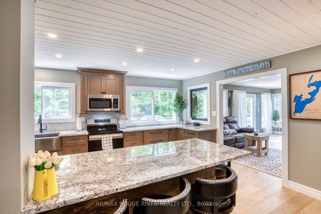 1039 W Cottage Dr, House other with 4 bedrooms, 2 bathrooms and 8 parking in Ompah ON | Image 15