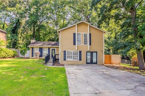 5383 Forest East Ln, Stone Mountain, GA, 30088-2911 | Card Image