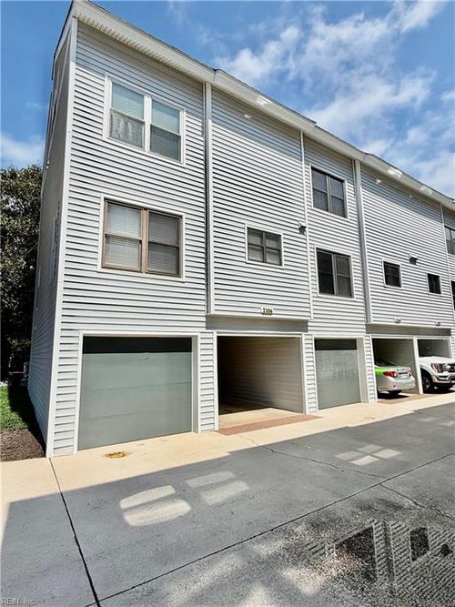 2306 Bergen Ct, Virginia Beach, VA, 23451-1251 | Card Image