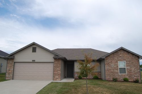 5735 Abercorn Dr, COLUMBIA, MO, 65203-8899 | Card Image