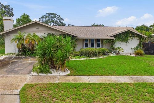 1221 E Lime St, TARPON SPRINGS, FL, 34689-5525 | Card Image