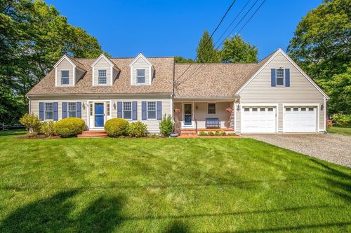 46 Oak St, Cotuit, MA, 02635-3508 | Card Image