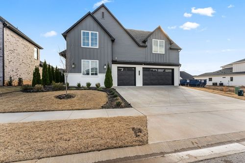 3505 Sw Radiance Ave, Bentonville, AR, 72713-2161 | Card Image