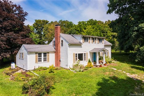 11 Miller Rd, Rhinebeck, NY, 12572-3500 | Card Image