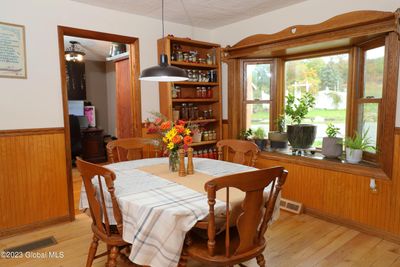 dinning area in kitchen | Image 3