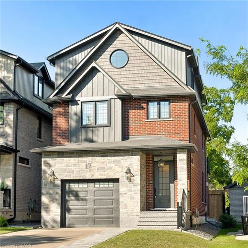 17 Avondale Ave S, Waterloo, ON, N2L2B5 | Card Image