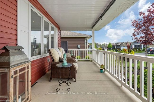 43 Huron Heights Dr, House other with 2 bedrooms, 2 bathrooms and 2 parking in Goderich ON | Image 11