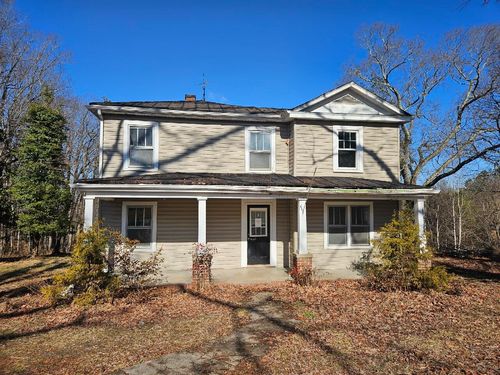 3793 Smith Mountain Lake Pkwy, Huddleston, VA, 24104-3711 | Card Image