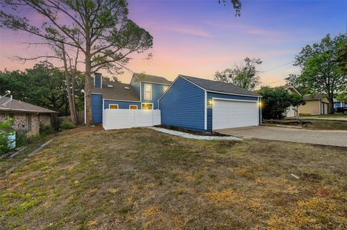 2409 Putnam St, Fort Worth, TX, 76112-5029 | Card Image