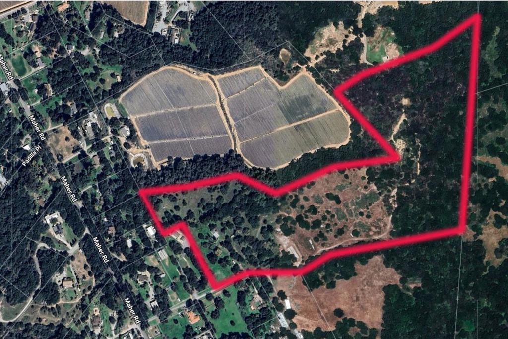 Land in Royal Oaks 5