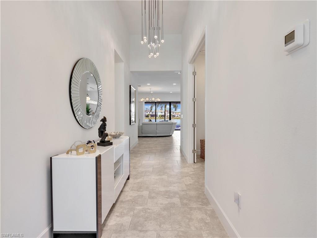 Residential in ESTERO 5