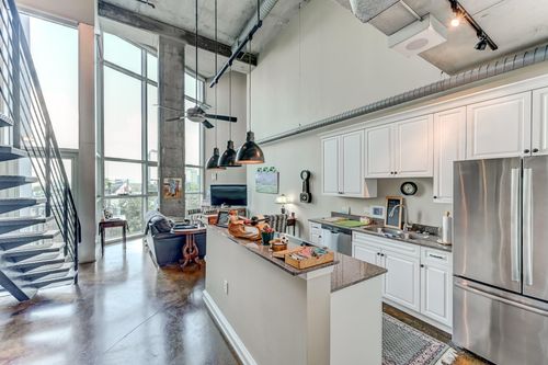 5434-2000 Bagby St, Houston, TX, 77002-8590 | Card Image