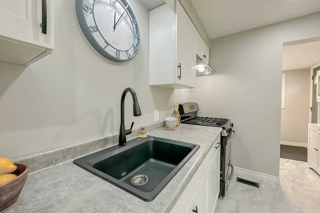 259 Adeline Ave, House other with 2 bedrooms, 1 bathrooms and 2 parking in Hamilton ON | Image 7