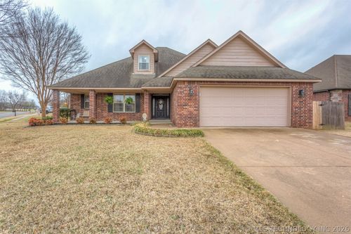 14560 Jordan Ct, Glenpool, OK, 74033-6015 | Card Image
