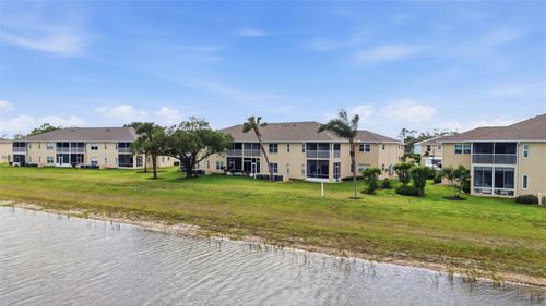 401-5800 Sabal Trace Dr, North Port, FL, 34287-3192 | Card Image
