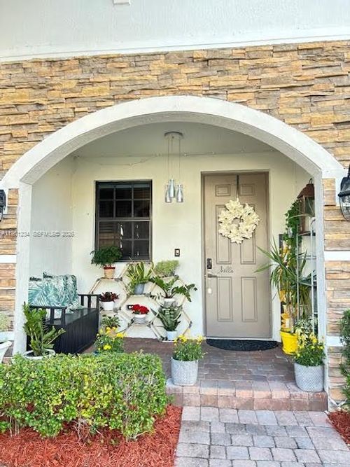 2703 Nw 55th Ave, Margate, FL, 33063-1530 | Card Image