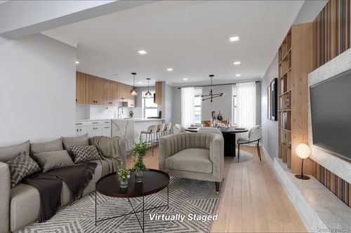 f18-67-12 Yellowstone Blvd, Forest Hills, NY, 11375-2395 | Card Image