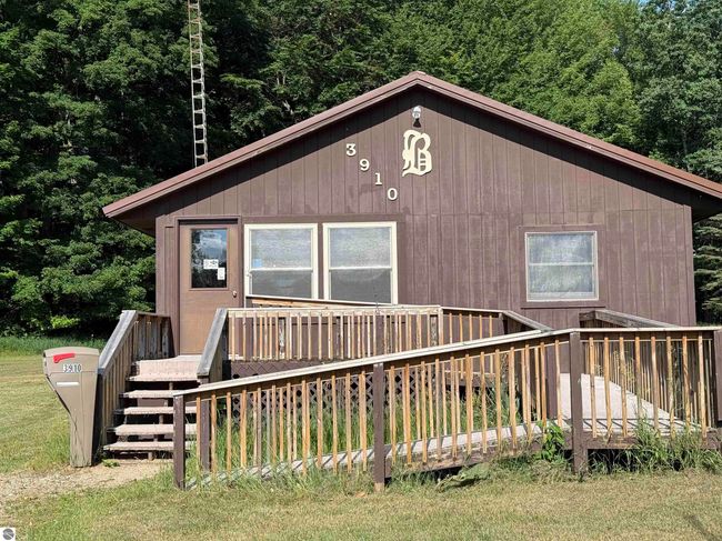 3910 S Vandermeulen Rd, House other with 2 bedrooms, 1 bathrooms and null parking in Mc Bain MI | Image 7