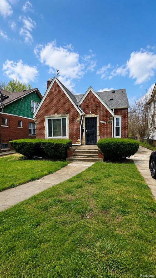 11750 Elmdale St, Detroit, MI, 48213-1640 | Card Image