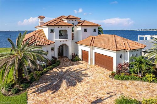 614 Coral Dr, CAPE CORAL, FL, 33904-5908 | Card Image