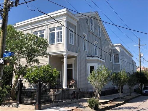 1332 Philip St, New Orleans, LA, 70130-5782 | Card Image