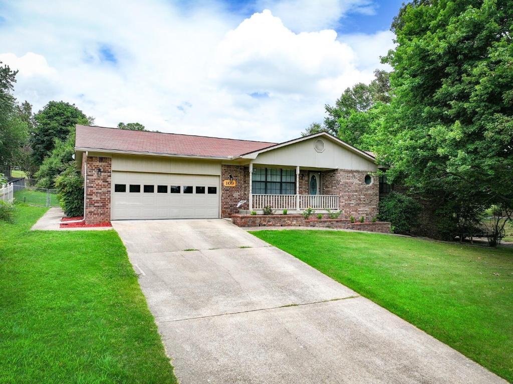 Cheryl Ln, Harrison, AR 72601