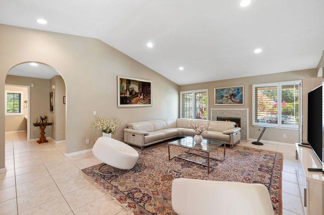 98-web-or-mls-8M4A5218 | Image 7