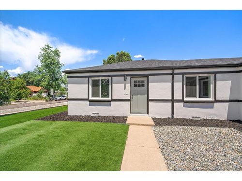 3216 N Elizabeth St, Denver, CO, 80205-4240 | Card Image