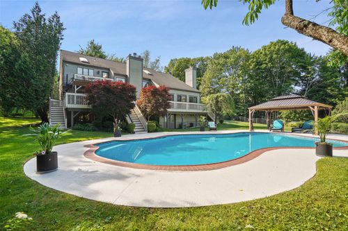 30 Manor Rd, Patterson, NY, 12563-2644 | Card Image