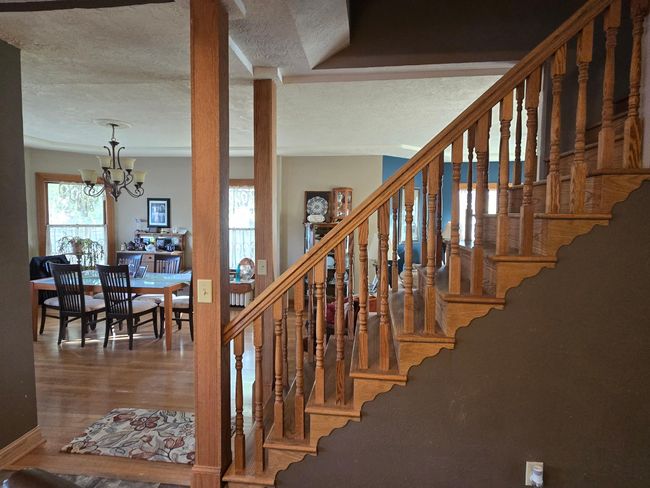 Beautiful open oak stairway | Image 9
