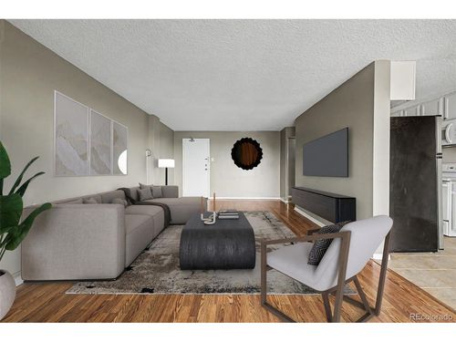 604-2225 Buchtel Blvd, Denver, CO, 80210 | Card Image