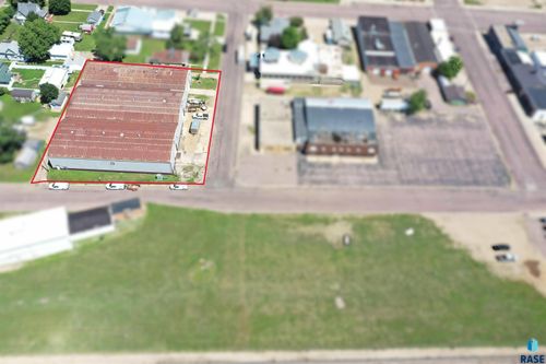 215 S Blanche Ave Avenue, Madison, SD, 57042 | Card Image