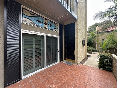 938 Palo Verde Ave, Long Beach, CA, 90815-4662 | Card Image