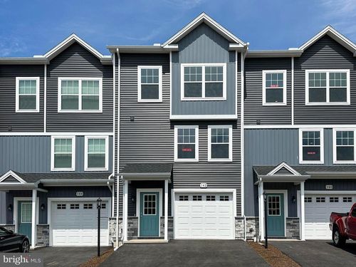 142 Highpoint Park Dr, PLEASANT GAP, PA, 16823-9654 | Card Image