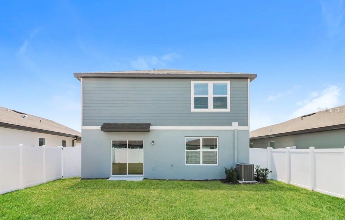 Residential Lease in SPRING HILL 3
